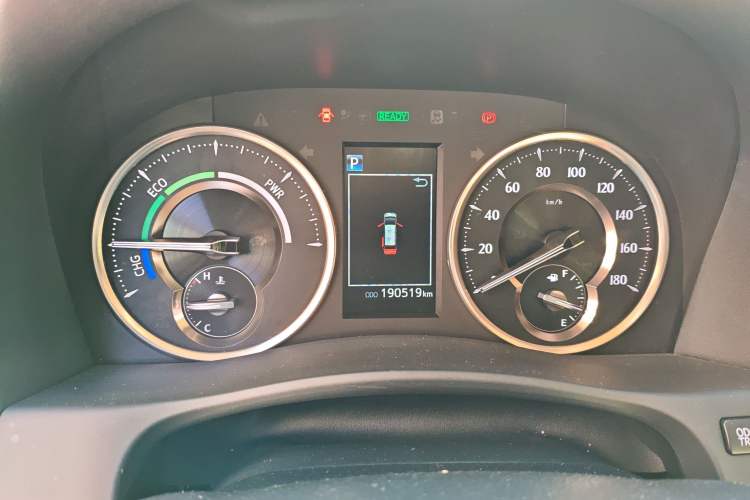 Used Toyota Vellfire 2021 Crown Dual-Engine 2.5L HV Supreme Edition Instrument Cluster
