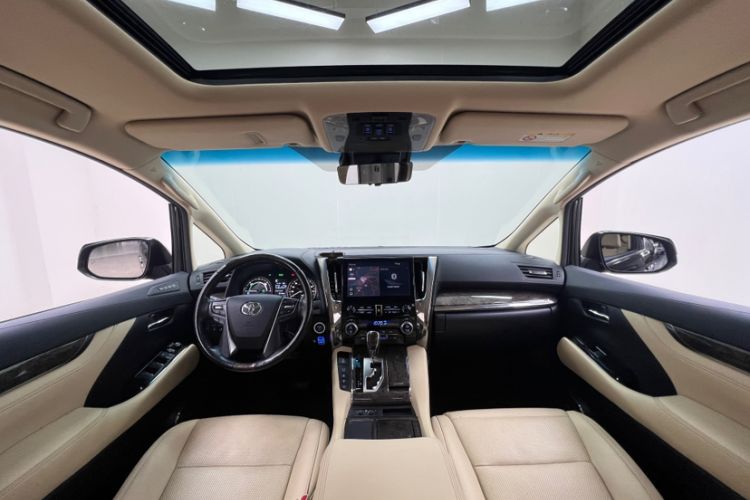 Used Toyota Vellfire 2021 Crown Dual-Engine 2.5L HV Prestige Edition Interior 1
