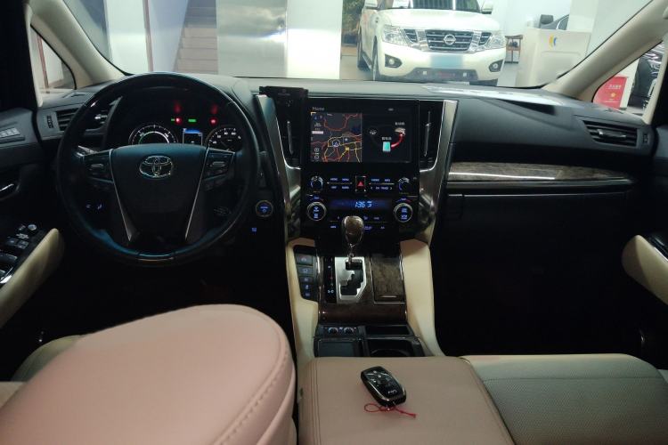 Used Toyota Vellfire 2021 Crown Dual-Engine 2.5L HV Prestige Edition Interior 2