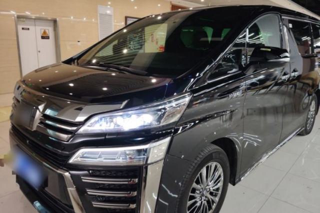 Ojetý Toyota Vellfire 2021 Crown Dual-Engine 2.5L HV Prestige Edition