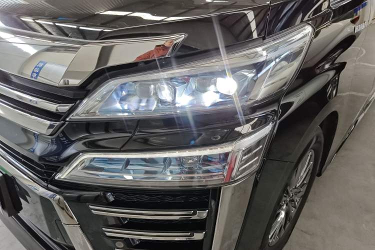 Used Toyota Vellfire 2021 Crown Dual-Engine 2.5L HV Supreme Edition Left Front Headlight
