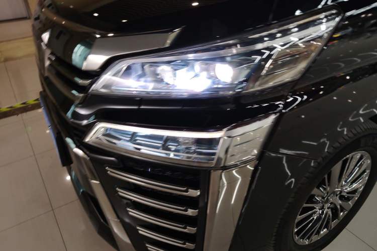 Used Toyota Vellfire 2021 Crown Dual-Engine 2.5L HV Prestige Edition Left Front Headlight