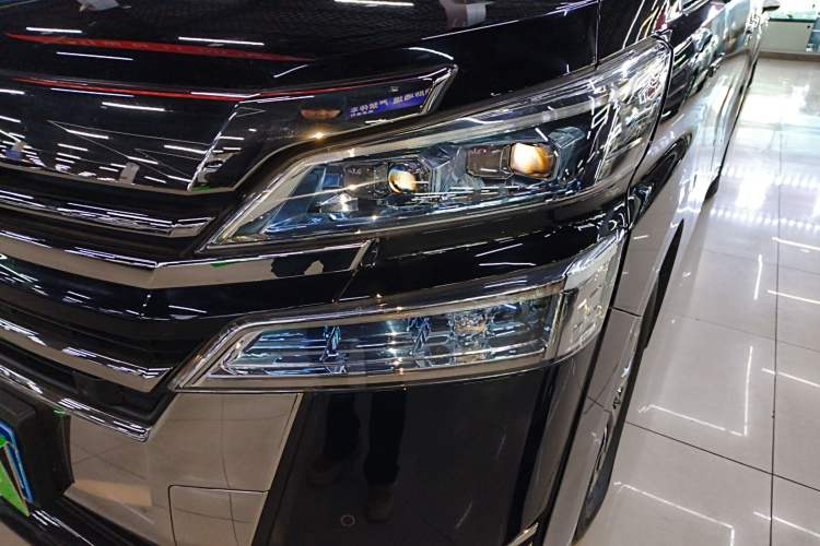Used Toyota Vellfire 2021 Crown Dual-Engine 2.5L HV Prestige Edition Left Front Headlight