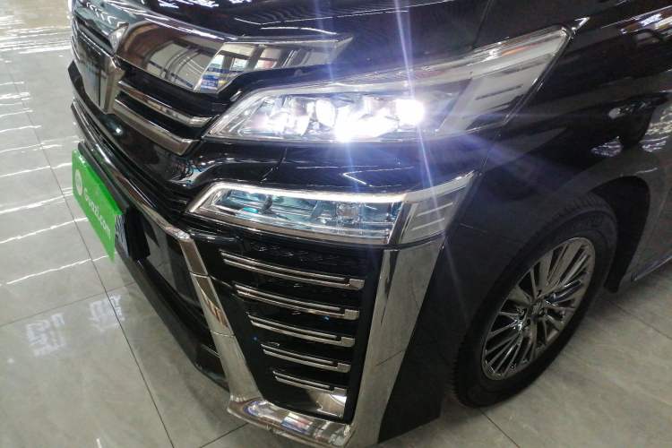 Used Toyota Vellfire 2021 Crown Dual-Engine 2.5L HV Supreme Edition Left Front Headlight