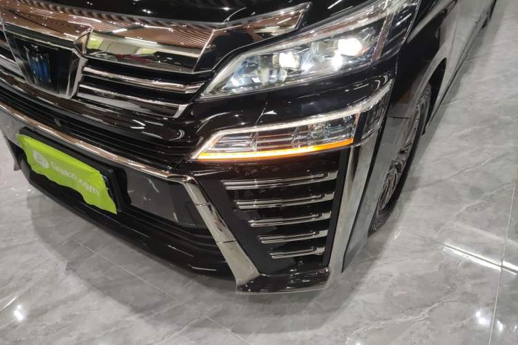 Used Toyota Vellfire 2021 Crown Dual-Engine 2.5L HV Prestige Edition Left Front Headlight