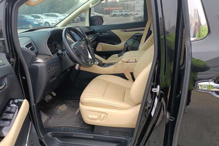 Used Toyota Vellfire 2021 Crown Dual-Engine 2.5L HV Prestige Edition Left Front Seat