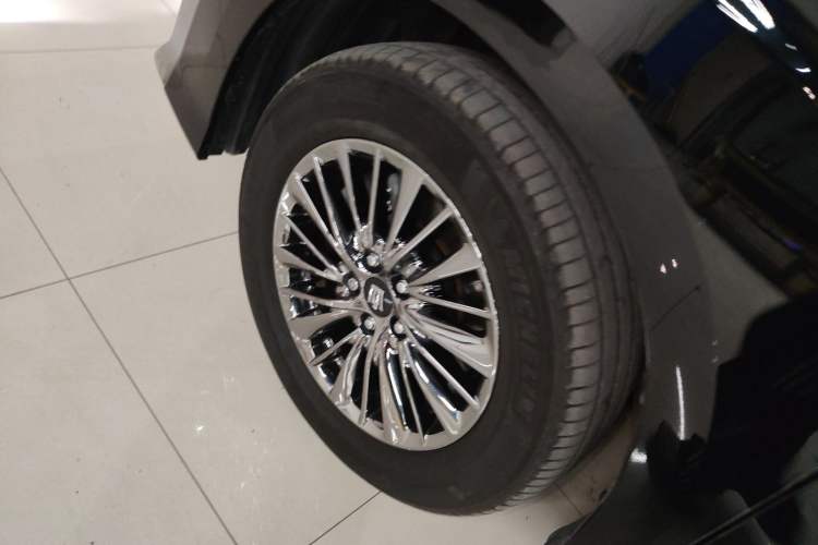 Used Toyota Vellfire 2021 Crown Dual-Engine 2.5L HV Prestige Edition Left Front Wheel Hub