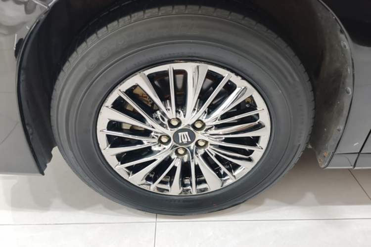 Used Toyota Vellfire 2021 Crown Dual-Engine 2.5L HV Prestige Edition Left Front Wheel Hub