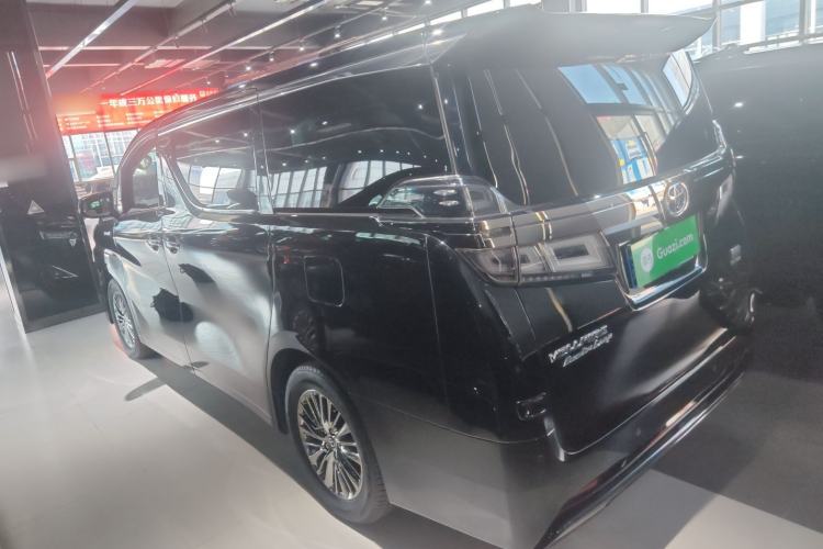 Used Toyota Vellfire 2021 Crown Dual-Engine 2.5L HV Prestige Edition Left Side