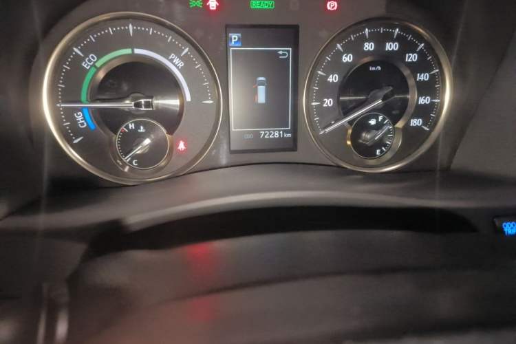 Used Toyota Vellfire 2021 Crown Dual-Engine 2.5L HV Luxury Edition Odometer Close Up