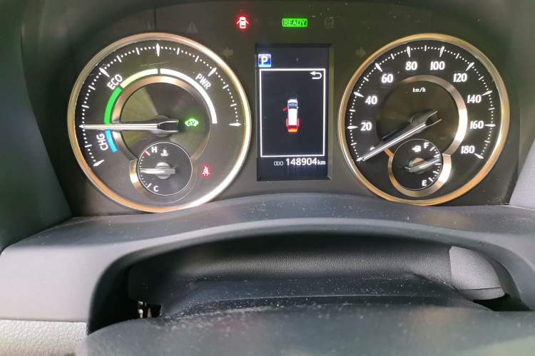 Used Toyota Vellfire 2021 Crown Dual-Engine 2.5L HV Supreme Edition Odometer Close Up