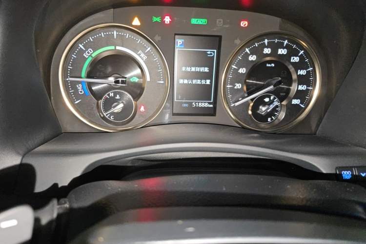 Used Toyota Vellfire 2021 Crown Dual-Engine 2.5L HV Prestige Edition Odometer Close Up