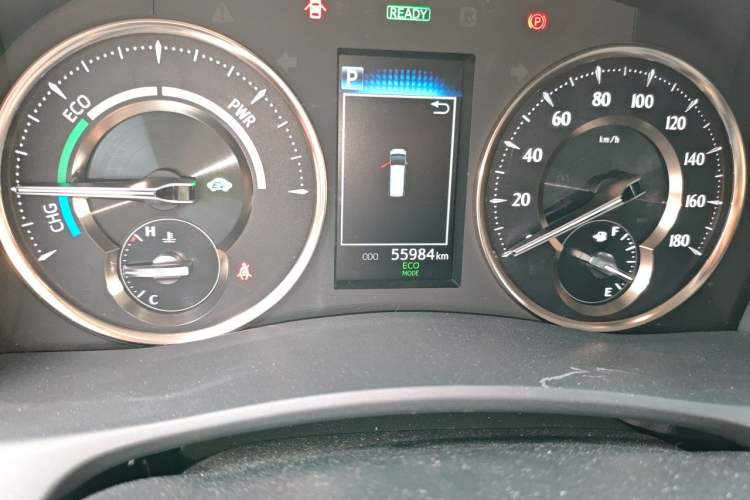 Used Toyota Vellfire 2021 Crown Dual-Engine 2.5L HV Luxury Edition Odometer Close Up