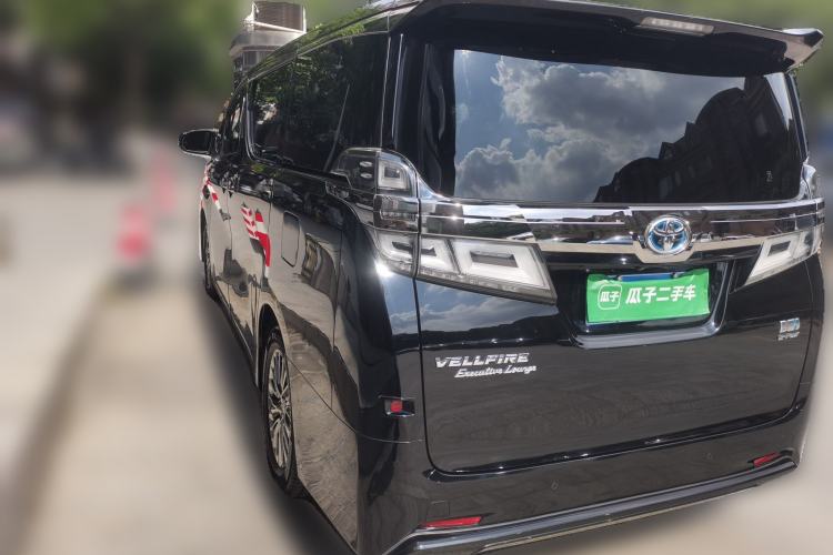 Used Toyota Vellfire 2021 Crown Dual-Engine 2.5L HV Prestige Edition Rear Left 45 Deg