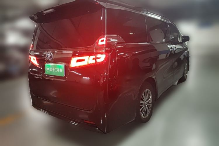 Used Toyota Vellfire 2021 Crown Dual-Engine 2.5L HV Prestige Edition Rear Right 45 Deg