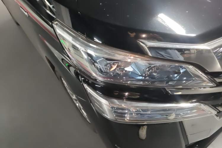 Used Toyota Vellfire 2021 Crown Dual-Engine 2.5L HV Prestige Edition Right Front Headlight