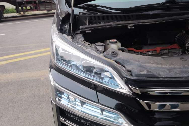 Used Toyota Vellfire 2021 Crown Dual-Engine 2.5L HV Supreme Edition Right Front Headlight