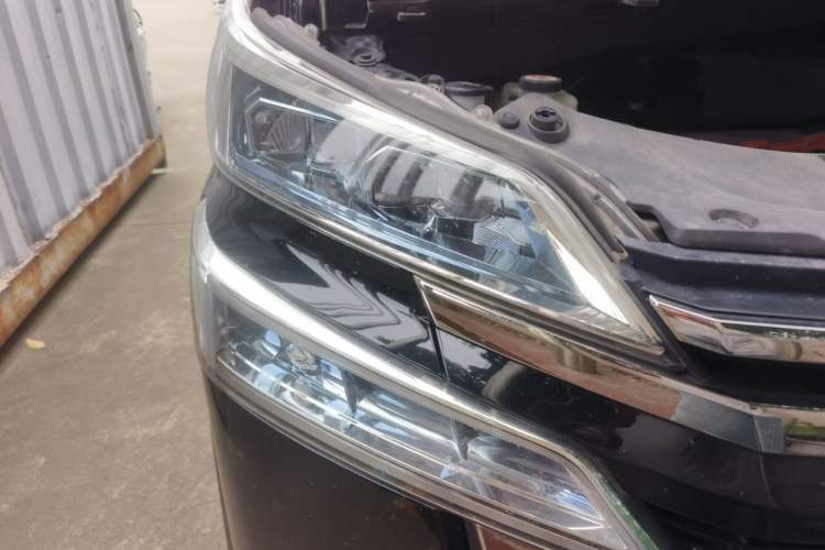 Used Toyota Vellfire 2021 Crown Dual-Engine 2.5L HV Prestige Edition Right Front Headlight