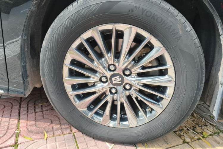 Used Toyota Vellfire 2021 Crown Dual-Engine 2.5L HV Supreme Edition Right Front Wheel Hub
