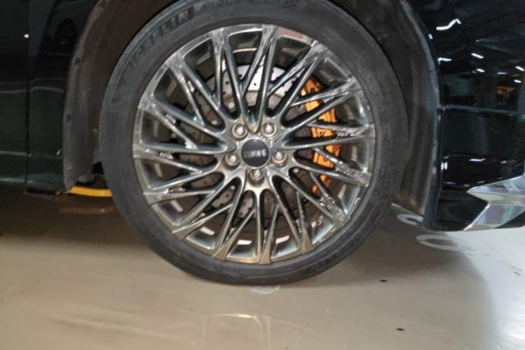 Used Toyota Vellfire 2021 Crown Dual-Engine 2.5L HV Prestige Edition Right Front Wheel Hub