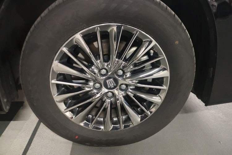 Used Toyota Vellfire 2021 Crown Dual-Engine 2.5L HV Prestige Edition Right Front Wheel Hub