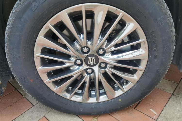 Used Toyota Vellfire 2021 Crown Dual-Engine 2.5L HV Supreme Edition Right Front Wheel Hub