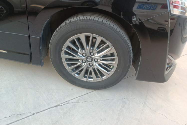Used Toyota Vellfire 2021 Crown Dual-Engine 2.5L HV Prestige Edition Right Front Wheel Hub