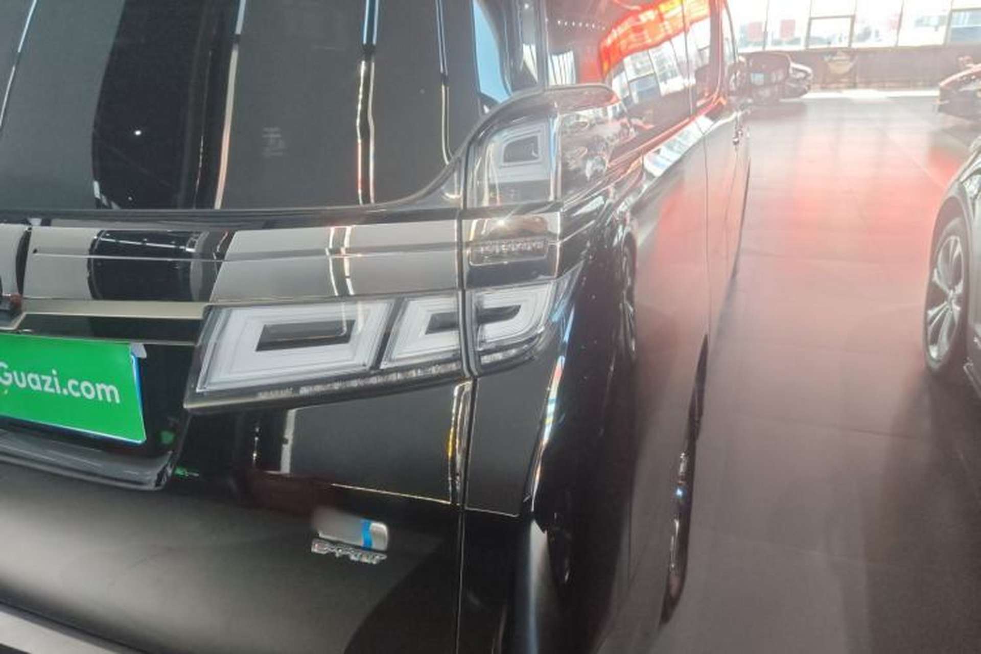 Used Toyota Vellfire 2021 Crown Dual-Engine 2.5L HV Prestige Edition Right Rear Taillight