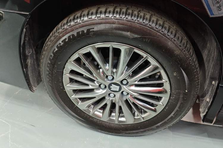 Used Toyota Vellfire 2021 Crown Dual-Engine 2.5L HV Prestige Edition Right Rear Wheel Hub