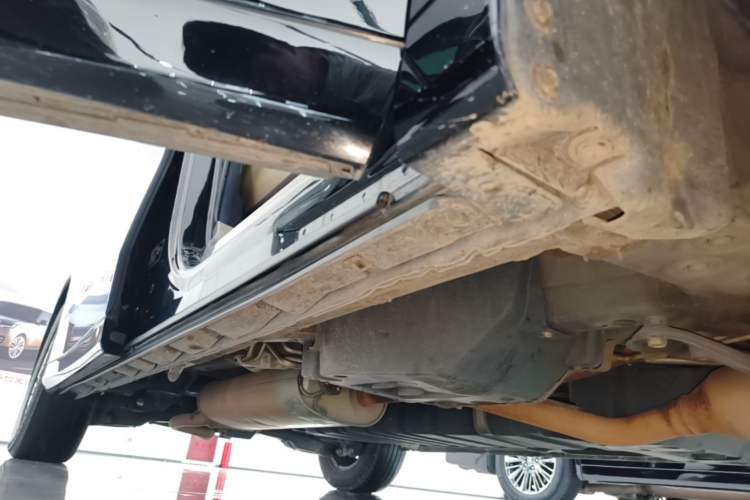 Used Toyota Vellfire 2021 Crown Dual-Engine 2.5L HV Prestige Edition Right Side Sill