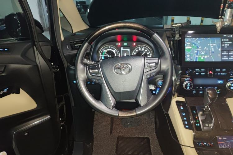 Used Toyota Vellfire 2021 Crown Dual-Engine 2.5L HV Prestige Edition Steering Wheel