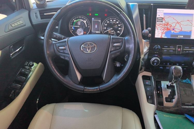 Used Toyota Vellfire 2021 Crown Dual-Engine 2.5L HV Supreme Edition Steering Wheel
