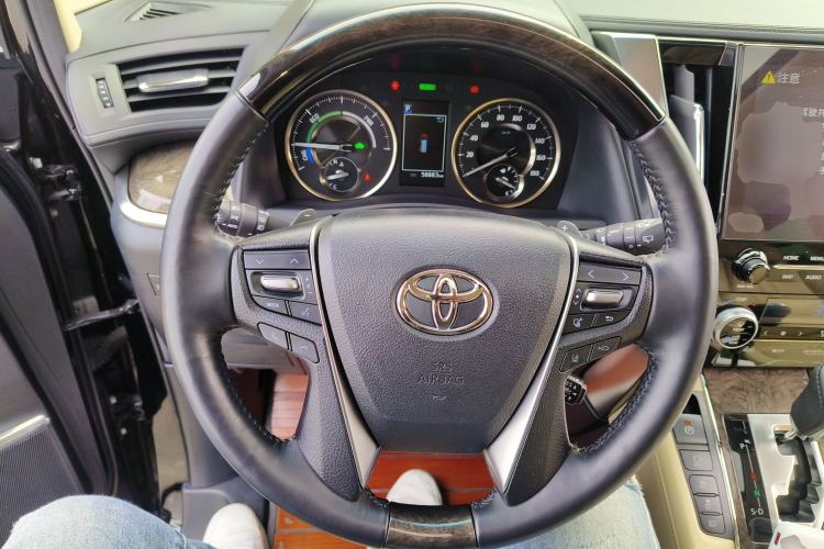 Used Toyota Vellfire 2021 Crown Dual-Engine 2.5L HV Supreme Edition Steering Wheel