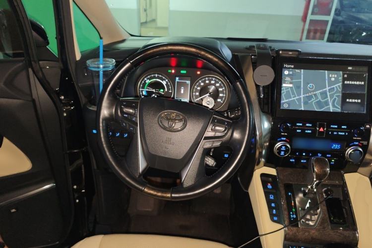 Used Toyota Vellfire 2021 Crown Dual-Engine 2.5L HV Prestige Edition Steering Wheel