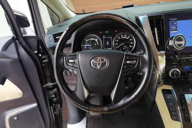 Used Toyota Vellfire 2021 Crown Dual-Engine 2.5L HV Supreme Edition Steering Wheel