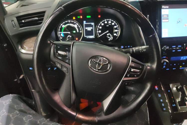 Used Toyota Vellfire 2021 Crown Dual-Engine 2.5L HV Prestige Edition Steering Wheel