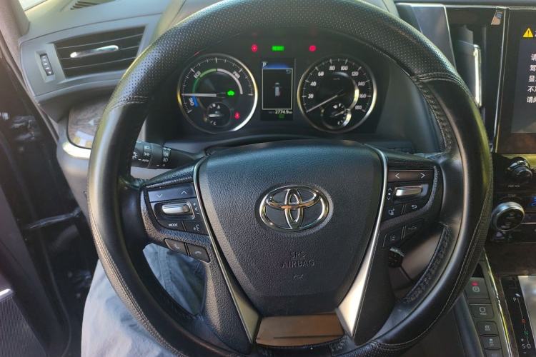 Used Toyota Vellfire 2021 Crown Dual-Engine 2.5L HV Supreme Edition Steering Wheel
