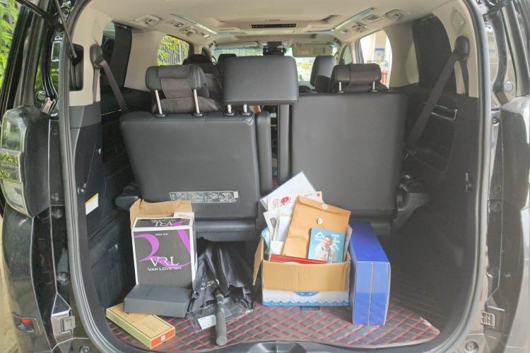 Used Toyota Vellfire 2021 Crown Dual-Engine 2.5L HV Luxury Edition Trunk