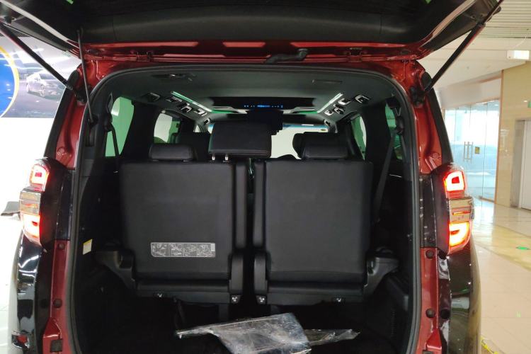 Used Toyota Vellfire 2021 Crown Dual-Engine 2.5L HV Prestige Edition Trunk