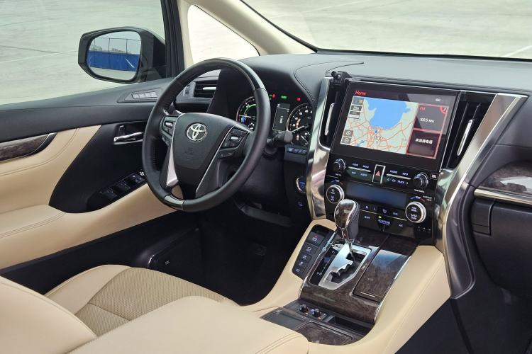 Used Toyota Vellfire 2021 Crown Dual-Engine 2.5L HV Supreme Edition Audio And AC Panel