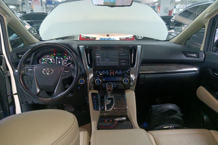 Used Toyota Vellfire 2021 Crown Dual-Engine 2.5L HV Prestige Edition Center Console