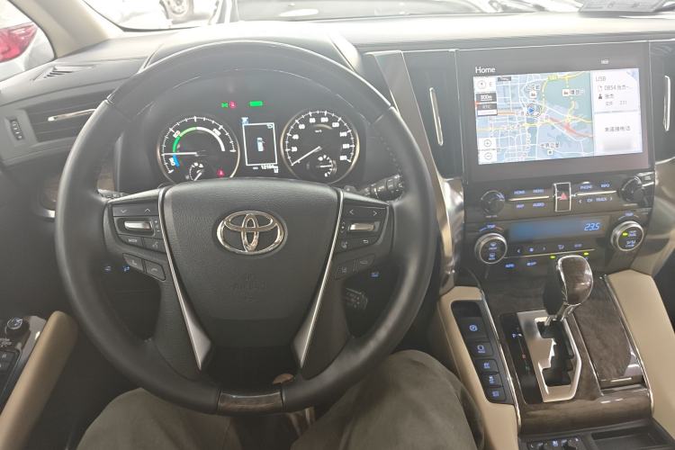 Used Toyota Vellfire 2021 Crown Dual-Engine 2.5L HV Prestige Edition Center Console