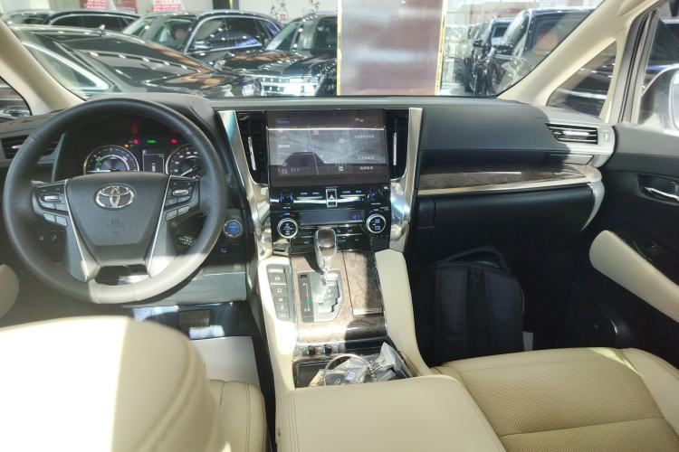 Used Toyota Vellfire 2021 Crown Dual-Engine 2.5L HV Prestige Edition Center Console