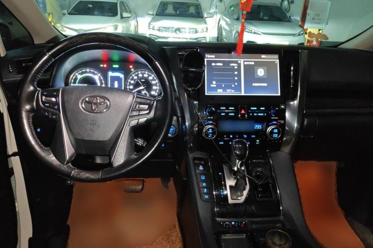 Used Toyota Vellfire 2021 Crown Dual-Engine 2.5L HV Prestige Edition Center Console