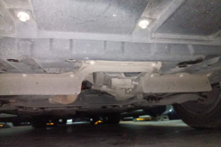 Used Toyota Vellfire 2021 Crown Dual-Engine 2.5L HV Prestige Edition Chassis Front