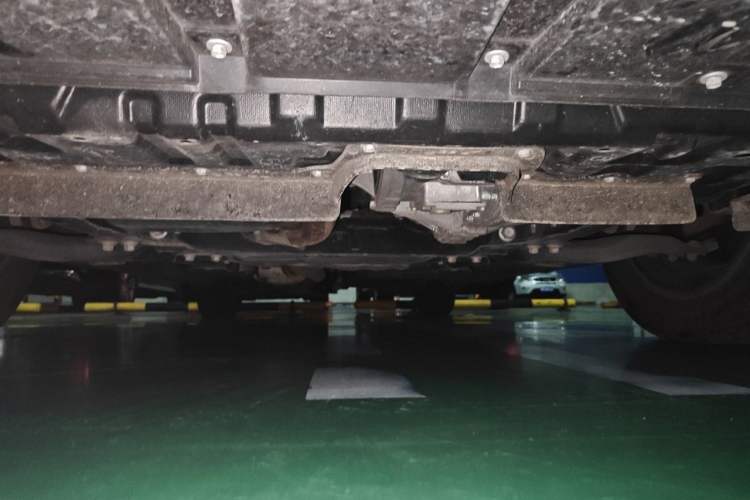 Used Toyota Vellfire 2021 Crown Dual-Engine 2.5L HV Prestige Edition Chassis Front