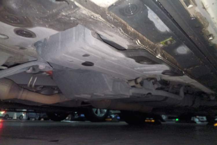 Used Toyota Vellfire 2021 Crown Dual-Engine 2.5L HV Prestige Edition Chassis Front Left
