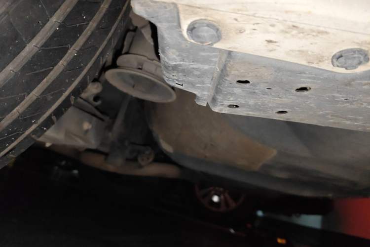 Used Toyota Vellfire 2021 Crown Dual-Engine 2.5L HV Prestige Edition Chassis Rear Left