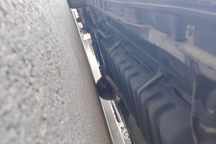 Used Toyota Vellfire 2021 Crown Dual-Engine 2.5L HV Prestige Edition Chassis Rear Left