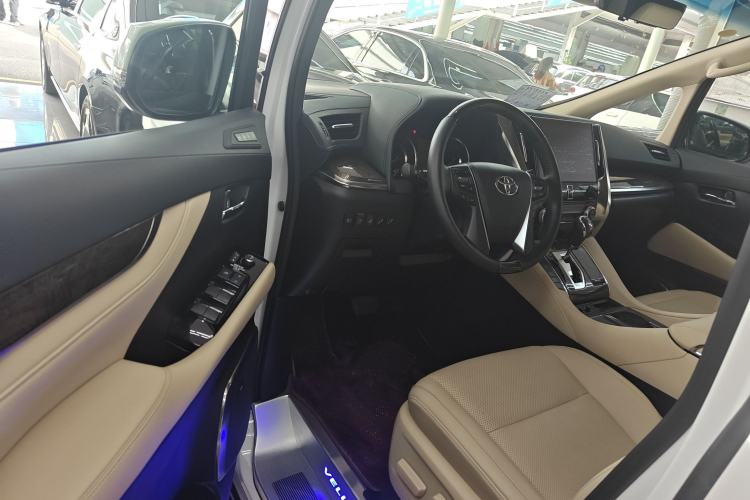 Used Toyota Vellfire 2021 Crown Dual-Engine 2.5L HV Prestige Edition Driver Seat